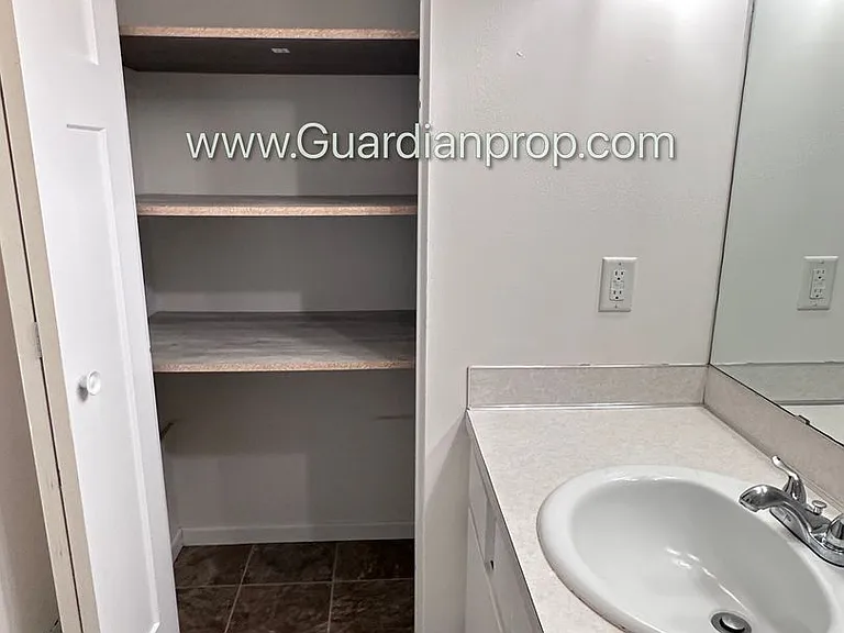 1808 Knox Dr — Photo 19