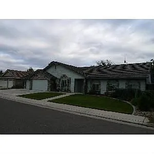 732 Saint James Ct photo 1