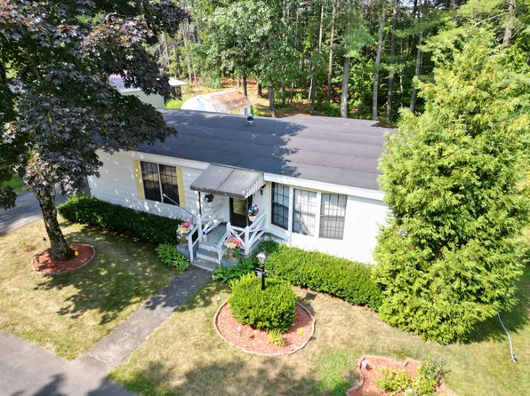 66 Country Way, Goffstown, NH 03045