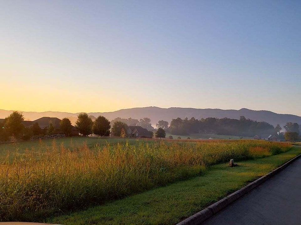 816 Majestic Mountains Blvd Walland TN Zillow
