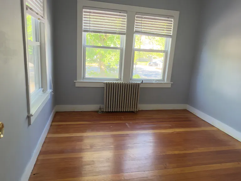 1396 Bridge St #1 — Photo 12