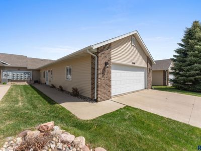 4506 E 49th St, Sioux Falls, SD, 57110