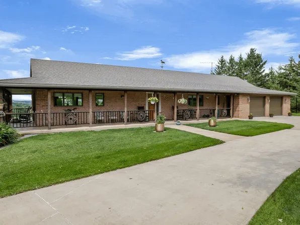 W10710 County Road O, Elroy, WI 53929