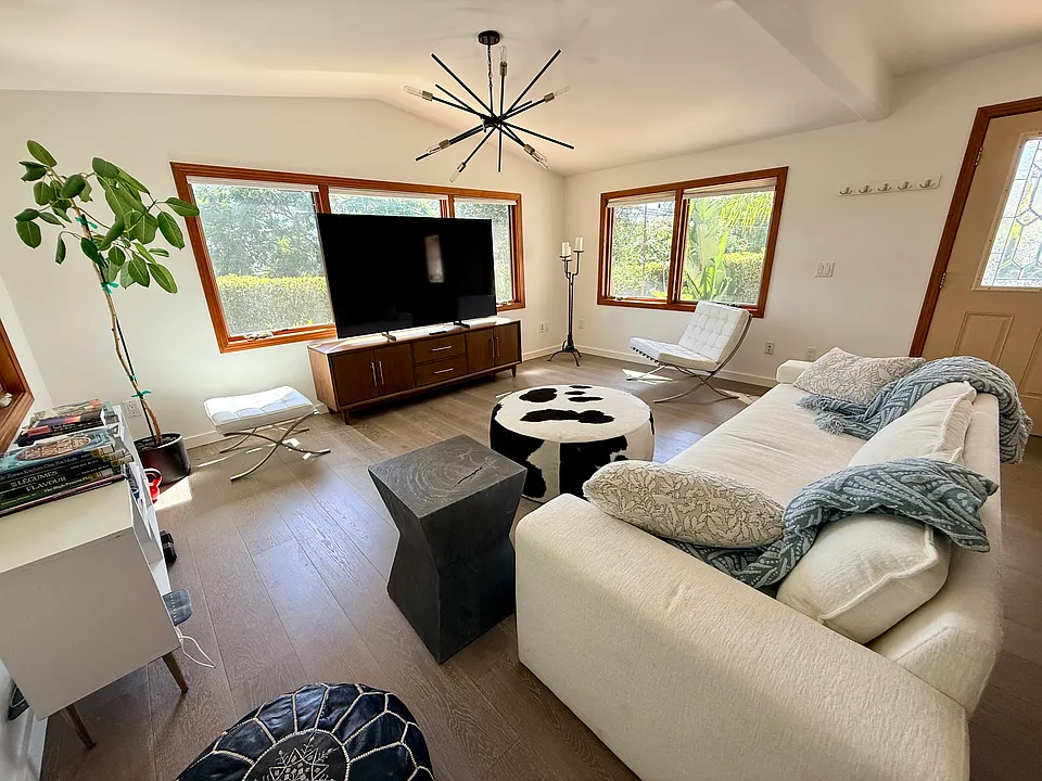 2964 La Combadura Rd