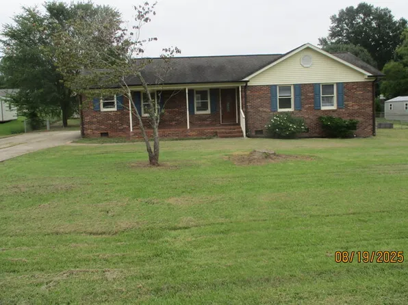 1027 Rembrandt Dr SW, Concord, NC 28027