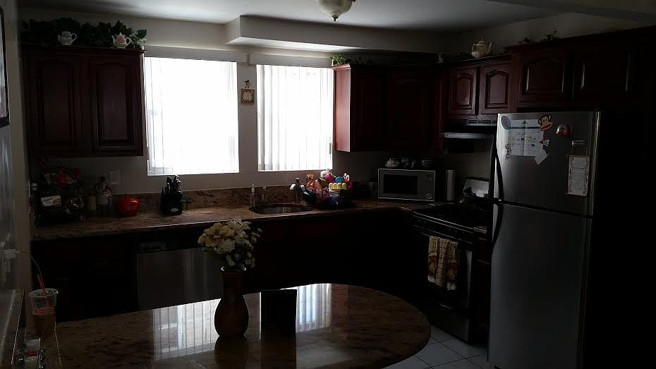 2nd image of 190-17 103 Ave