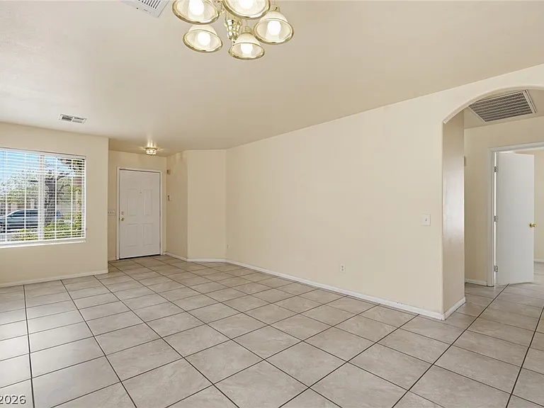 6526 Blooming Sun Ct — Photo 7