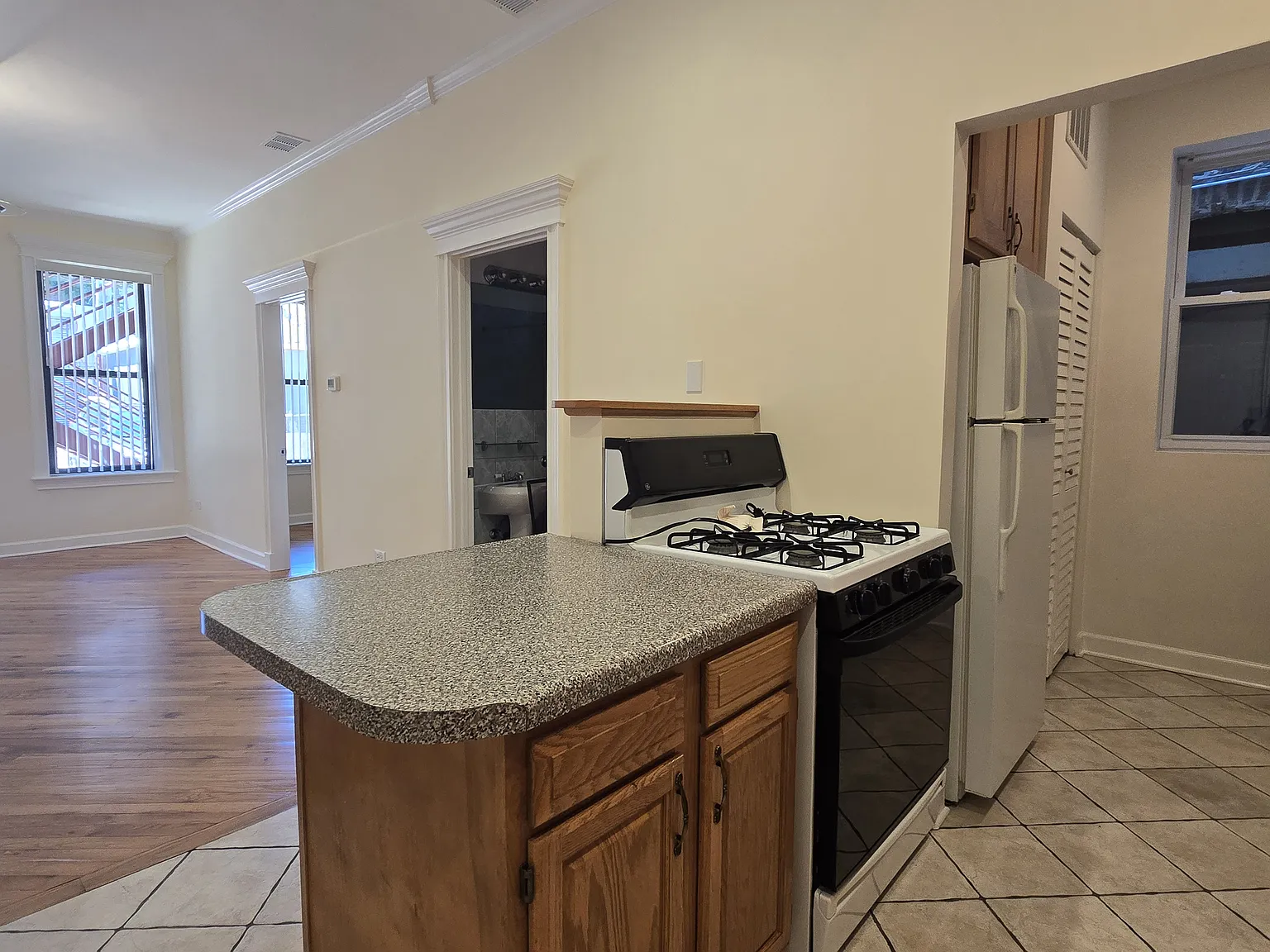 1 bed, 650 sqft, $1,995 — Photo 1