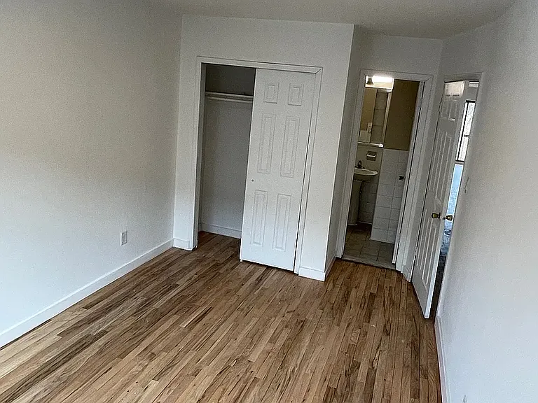 75-34 Grand Centrl Pkwy #3-SR — Photo 13