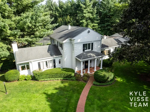 920 San Lucia Dr SE, East Grand Rapids, MI 49506