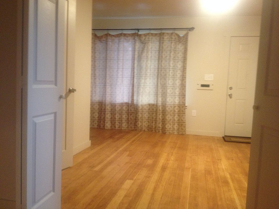 2nd image of 509 W 6th St #1