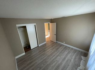 26 W Swain Rd, Stockton, CA 95207