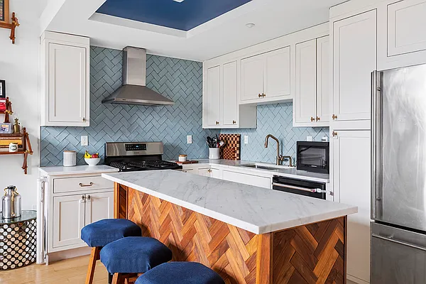 Sold by SERHANT. | media 19