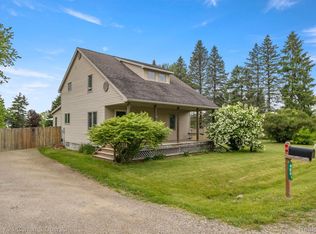 4801 Cemetery Rd, Fowlerville, MI 48836