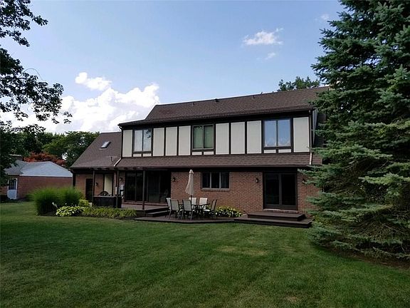5th image of 4 Northmoor Dr