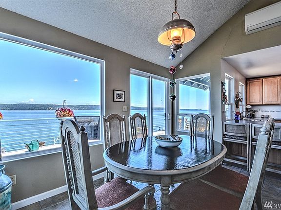 5th image of 2861 Tillicum Beach Dr