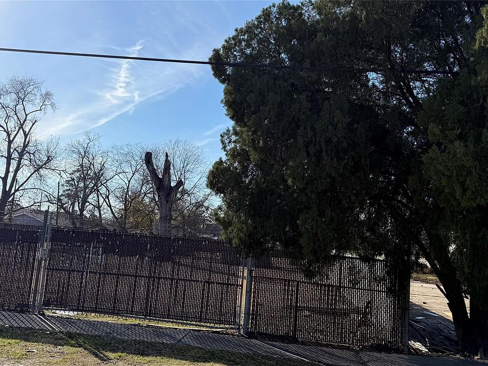 1st image of 0 Lavender St