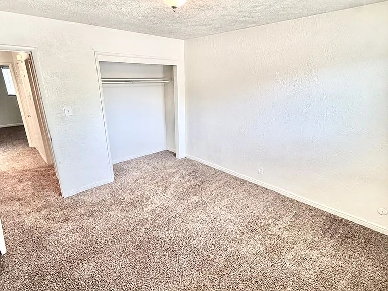 2564 S. 700 E. — Photo 15