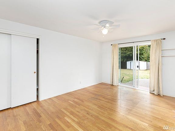 5th image of 12018 Clover Creek Dr SW