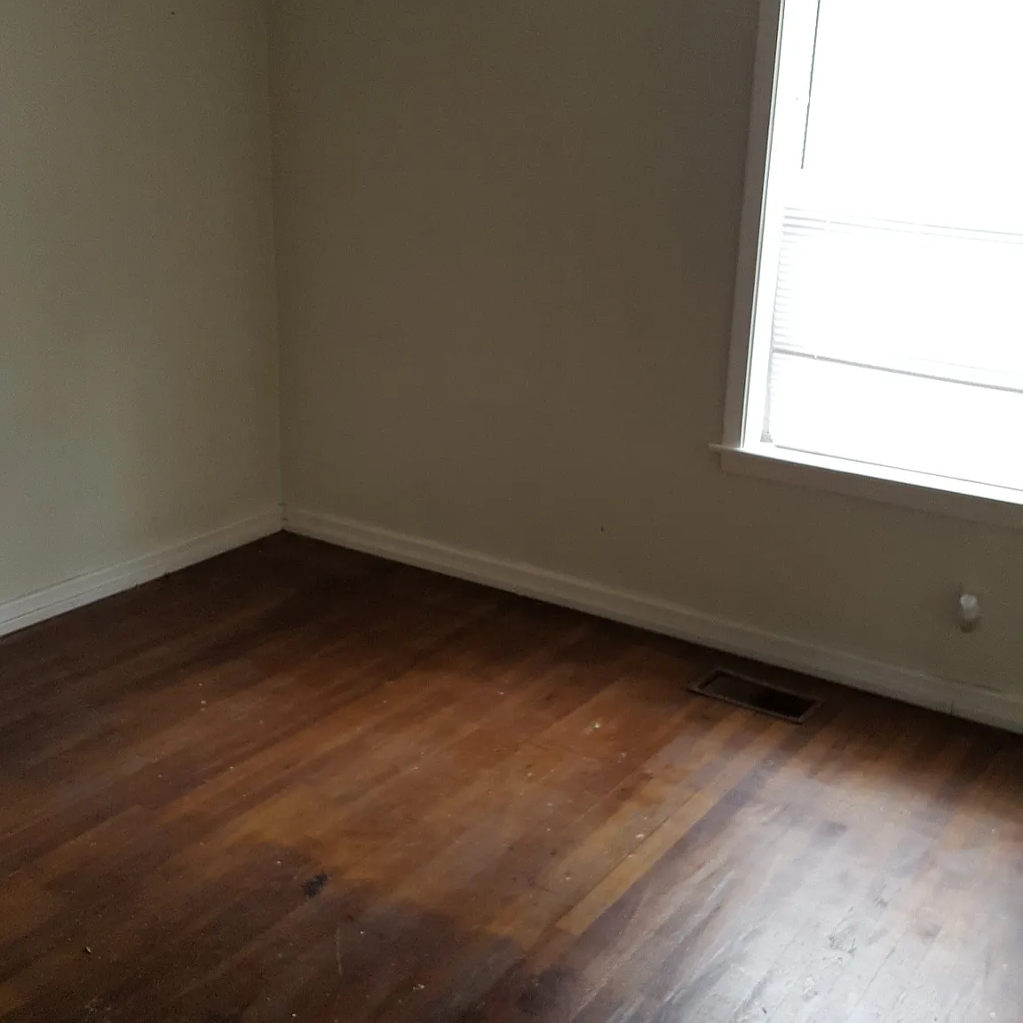 370 Lea cir - 1 — Photo 3