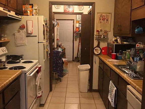 5th image of 137 Saint Andrews Ct