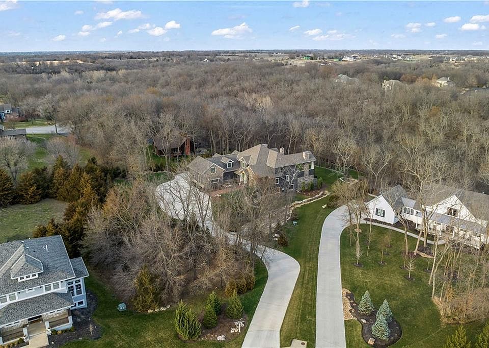 3700 W 180th Ter, Stilwell, KS 66085 Zillow