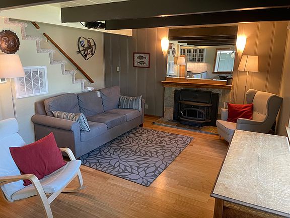 3rd image of 3295 Marlette Cir