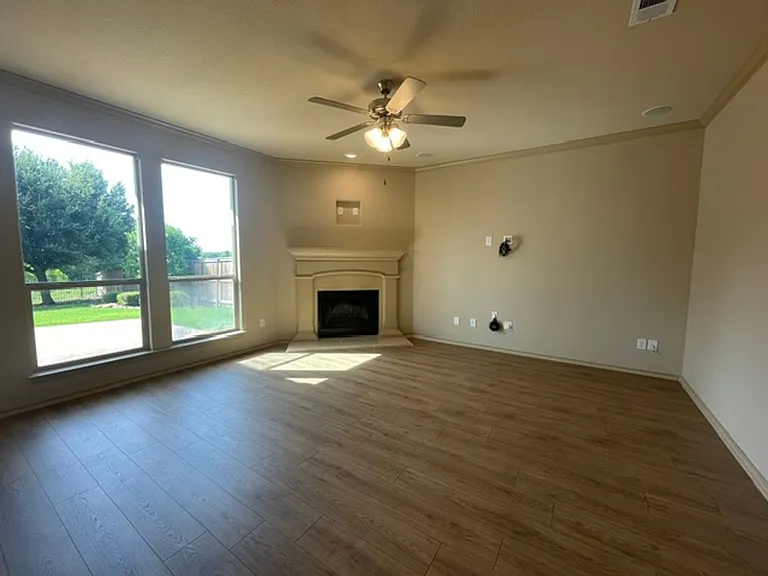 4605 Hidden Meadows Trl — Photo 10