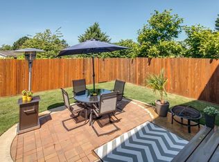 802 38th St, Bellingham, WA 98229