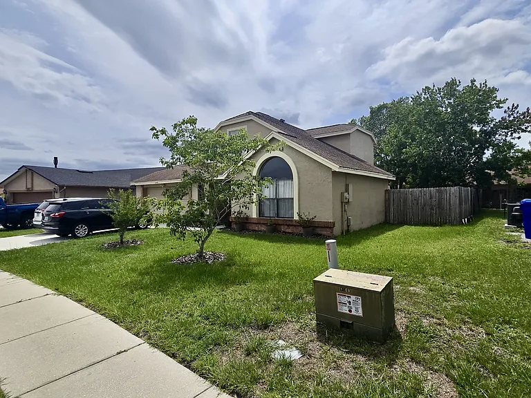 2640 Debany Rd — Photo 3