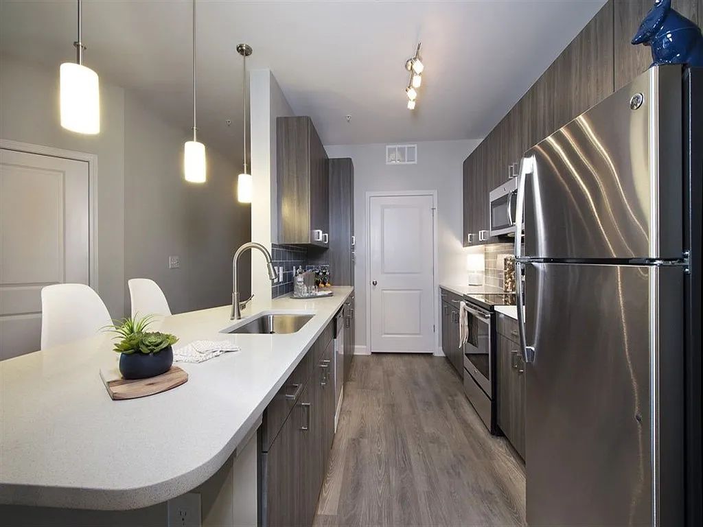 Legacy Concord Apartments — Photo 2