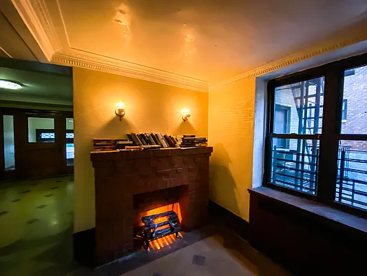 Rented by Voro New York | media 35