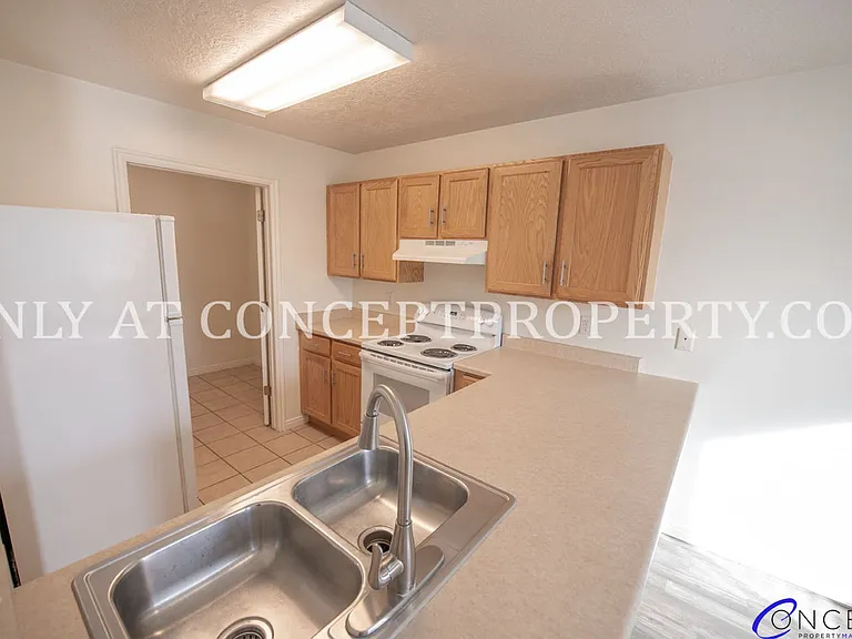 Woodland Cove — Photo 20