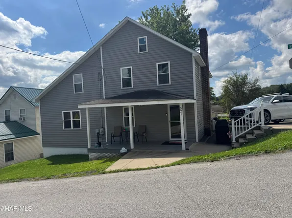 521 Russell Ave, Patton, PA 16668