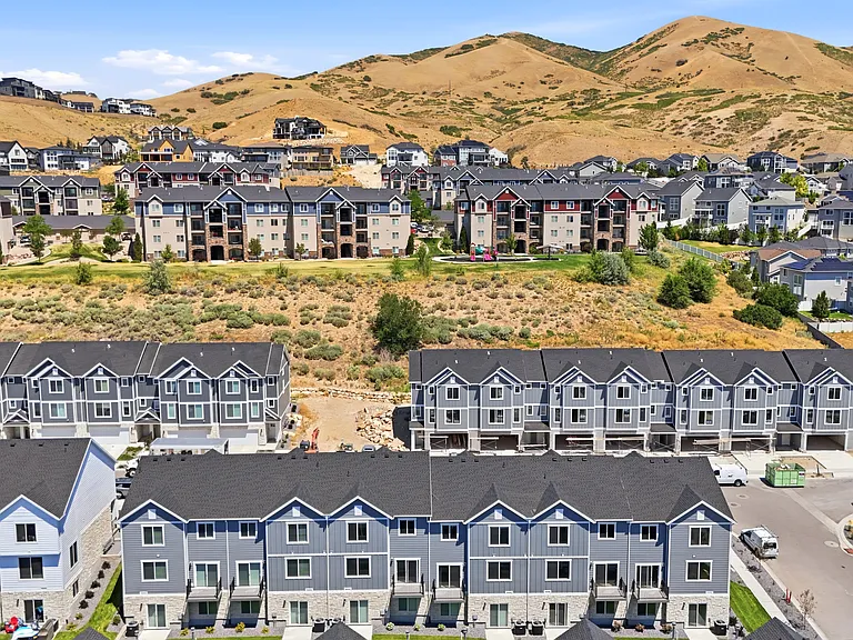 971 W Mountain Hollow Way — Photo 48