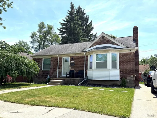 15153 Dasher Ave, Allen Park, MI 48101