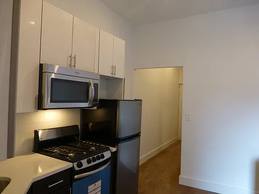 Rented by Bohemia Realty Group | media 35