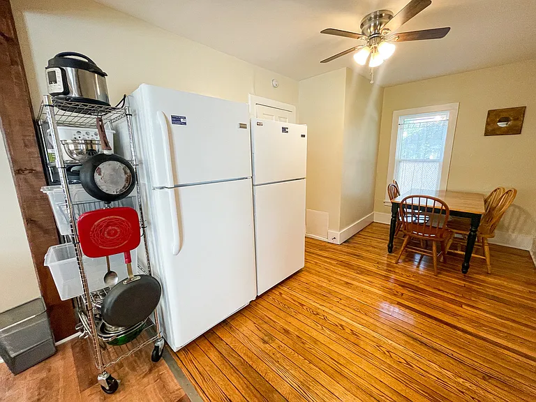 314 Farm Street — Photo 6