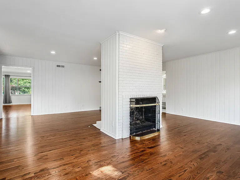 6737 Lakefair Cir — Photo 8