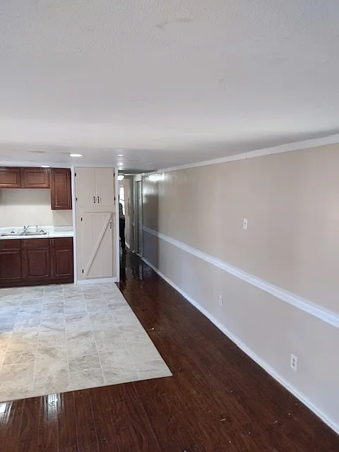 2 bed, 1.0 bath, $950 — Photo 3