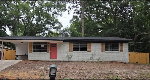 503 Tall Pines St Photo 1