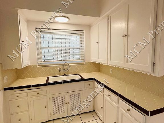 5th image of 734-736 S Stanley Ave #734