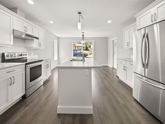 3rd image of 1730 Parhar Rd