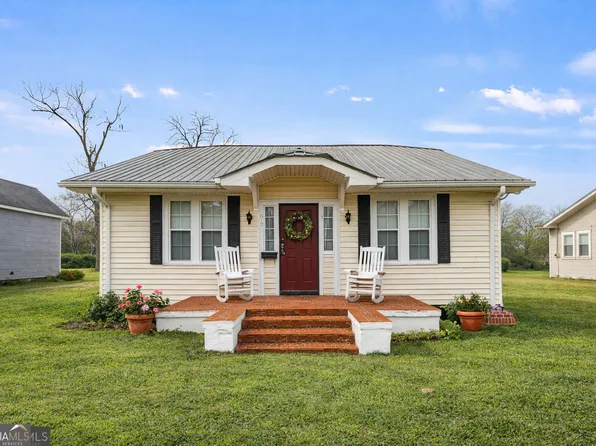 517 N Masonic St, Millen, GA 30442