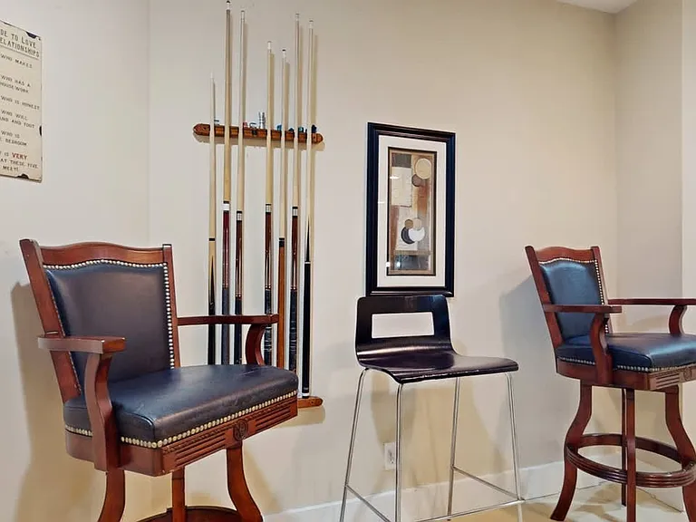 Building's Lounge