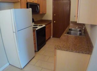 12818 Hill Dr #11, Crestwood, IL 60418