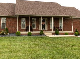 272 Cedarwood Rd, Bedford, KY 40006