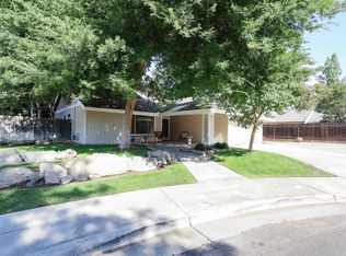 304 Ezie Ave, Clovis, CA