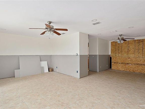 3rd image of 315 N Georgia Ave