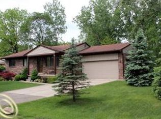 5955 Huff St, Westland, MI 48185